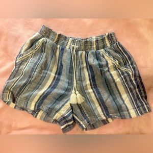 Blue / White stripped shorts | Size: Large | Stretchy Material